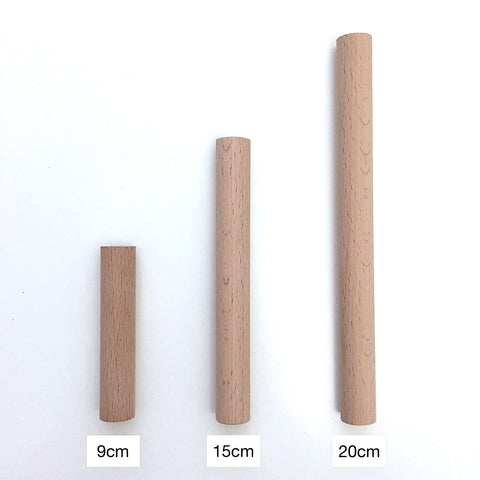 Pegs different lengths for pegboards