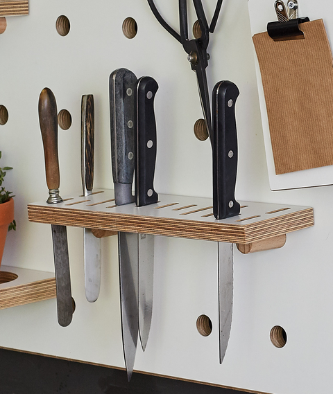 Kreisdesign - knife holder shelf for pegboard