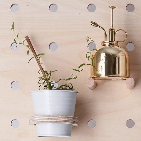 plant pot holder in birch plywood slot into large pegboard