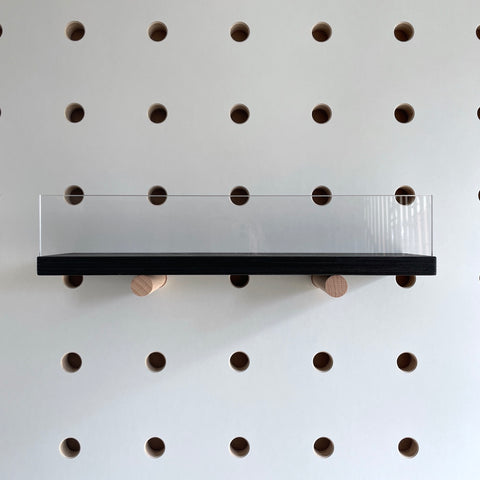 Limited edition: Black shelf with clear front for Pegboards